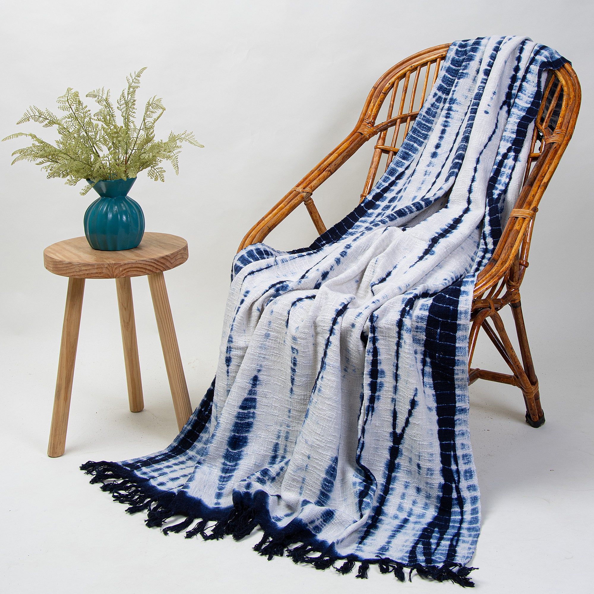Soft Tie-Dye Throw Blanket